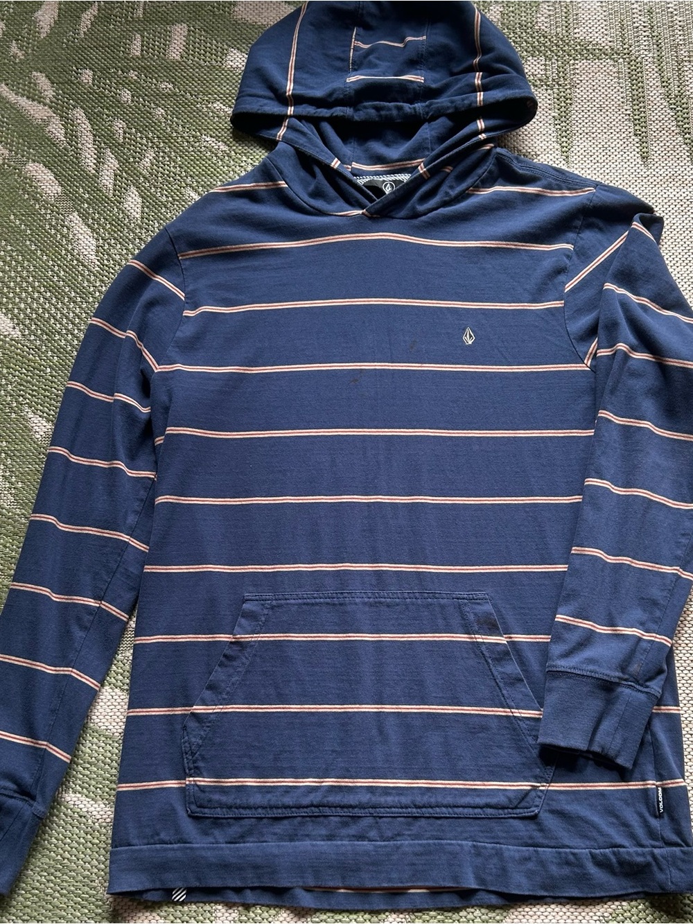 Volcom Navy Surf Hoodie with Thin Beige/Burgundy Stripes size L